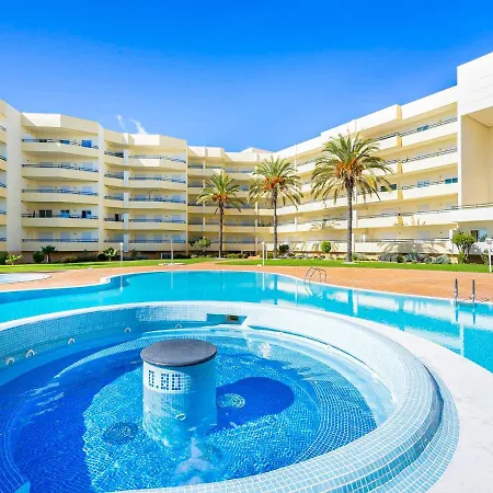 Luxury Wstunning Sea Views, Walk Apartment Albufeira