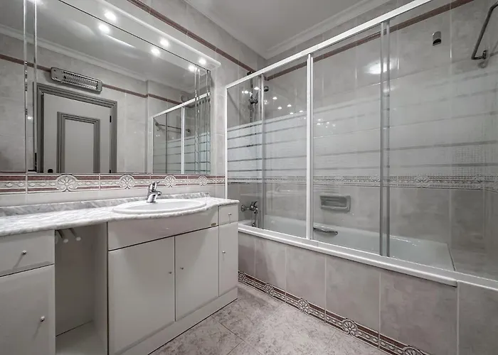 Luxury Wstunning Sea Views, Walk *