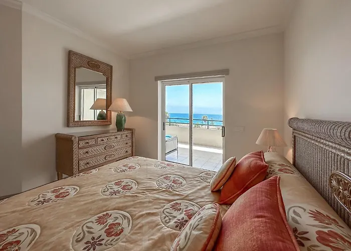 Luxury Wstunning Sea Views, Walk *