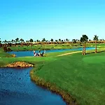Luxury Wstunning Sea Views, Walk Апартаменти *